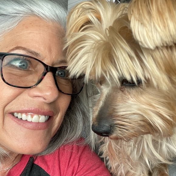 Meet your Posher, Mary - Picture 2 of 8